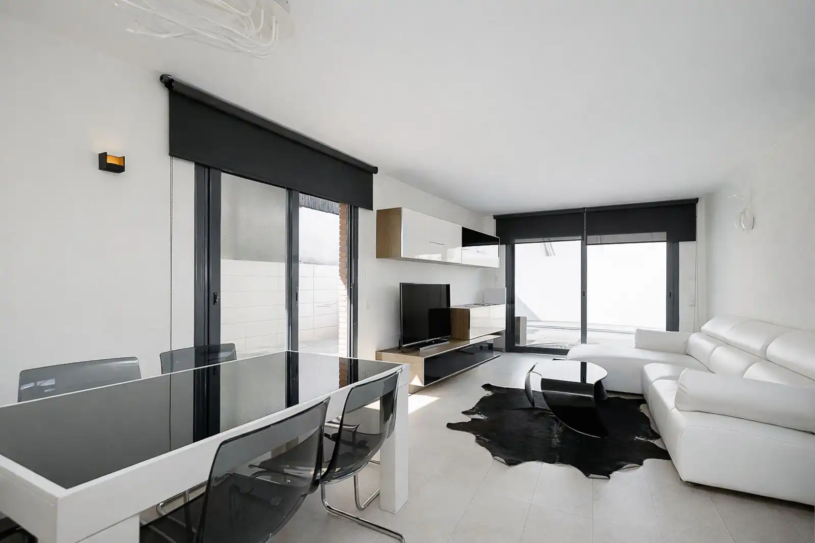 Living room of Houses for sale in Castelldefels  with Air Conditioner, Heating and Parquet flooring