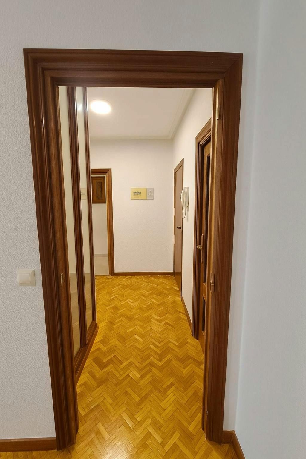 Flat to rent in  Madrid Capital  with Air Conditioner, Heating and Furnished