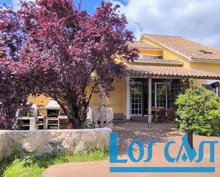 Exterior view of House or chalet for sale in Guadarrama  with Heating, Private garden and Parquet flooring