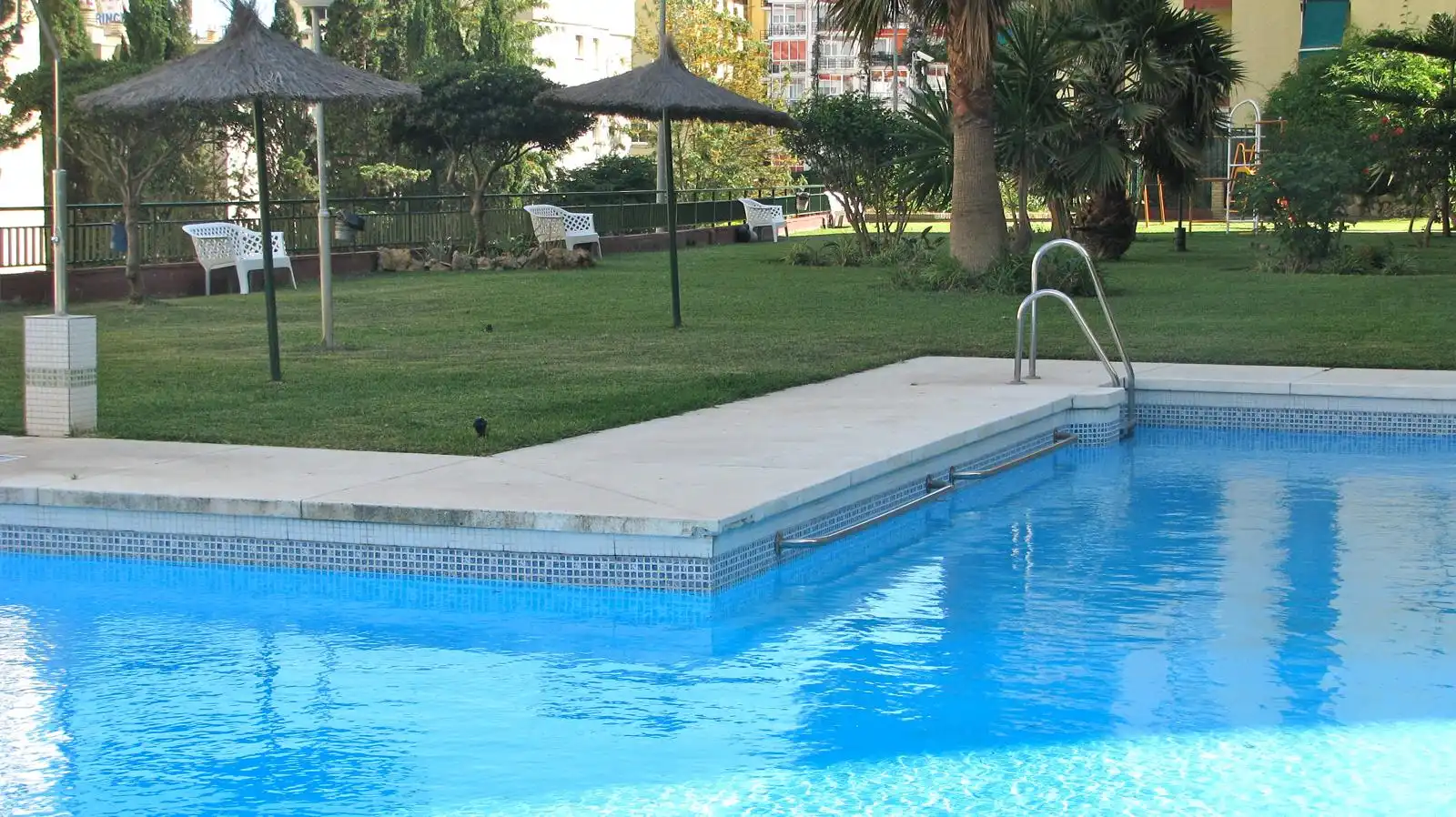Piso con piscina en venta en Montemar, imagen 4