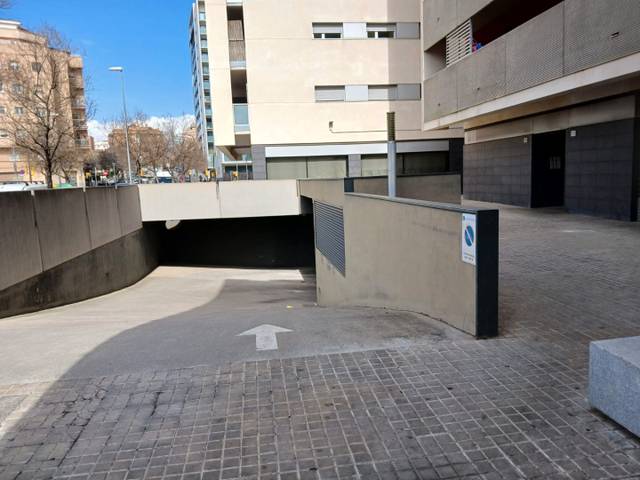 Garaje en Alquiler en Carrer de Sanfeliu, 110 en Sanfeliu