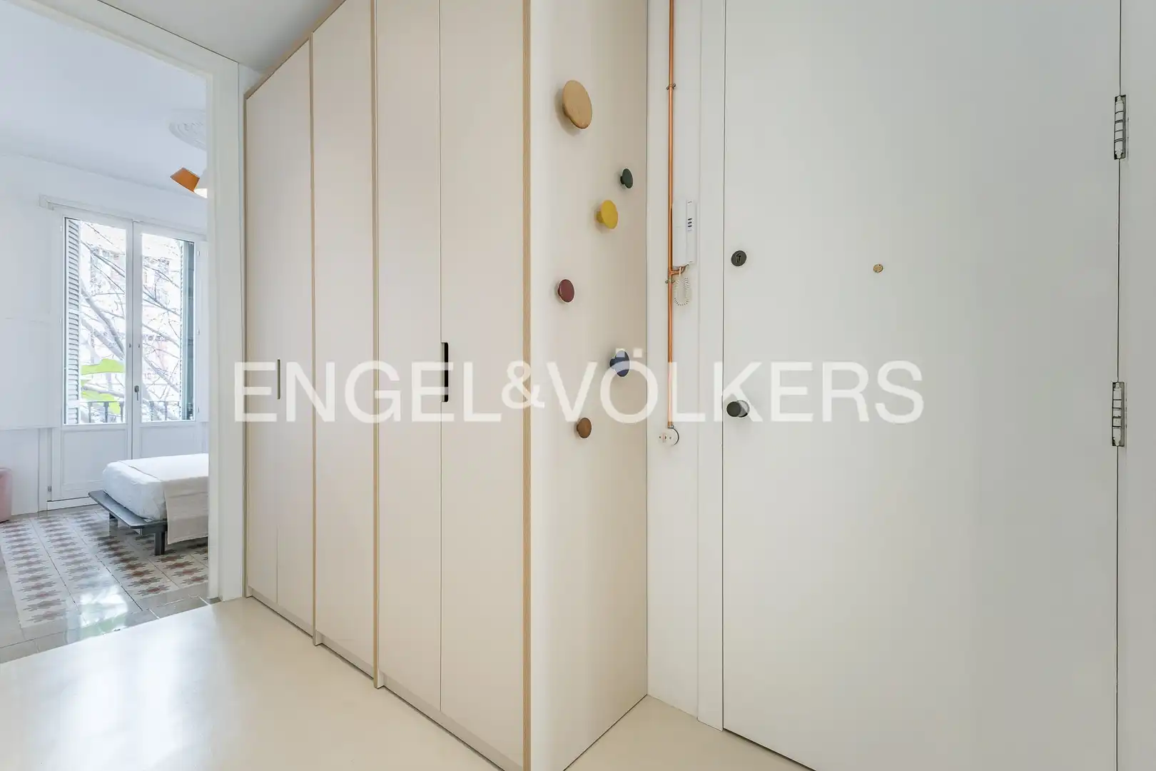 Wohnung zum Verkauf in Barcelona mit Klimaanlage, Heizung und Abstellraum