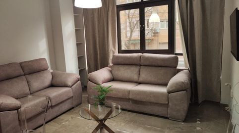 Foto 2 de Apartamento de alquiler en Calle Arabial, 123, Rosaleda - Juventud, Granada Capital