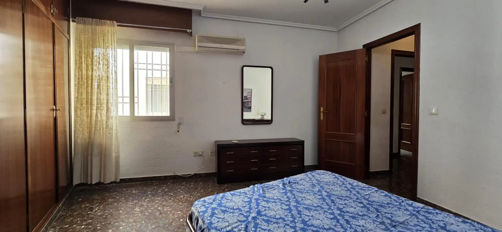 Dormitori de Pis en venda en Llíria amb Aire condicionat, Traster i Balcó