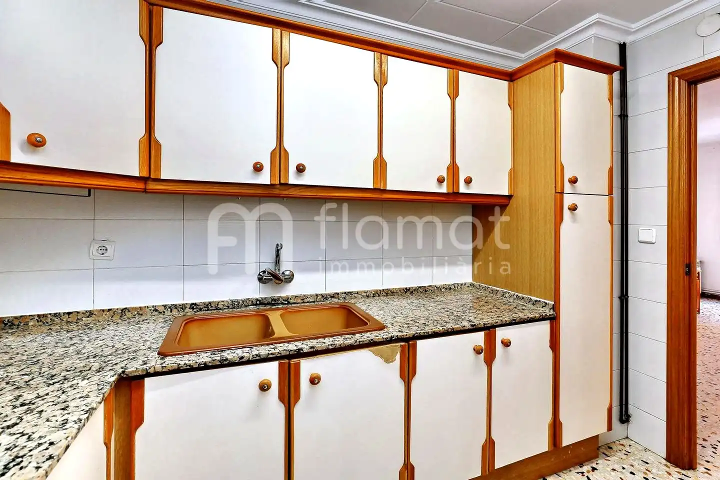 Kitchen of Flat for sale in Sabadell
