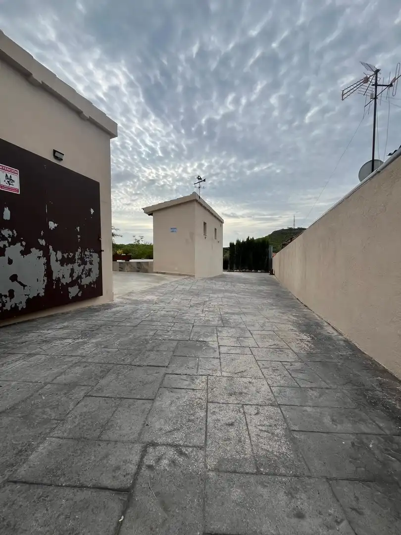 Terrasse von Haus oder Chalet zum Verkauf in Castellón de la Plana / Castelló de la Plana mit Klimaanlage, Schwimmbad und Möbliert