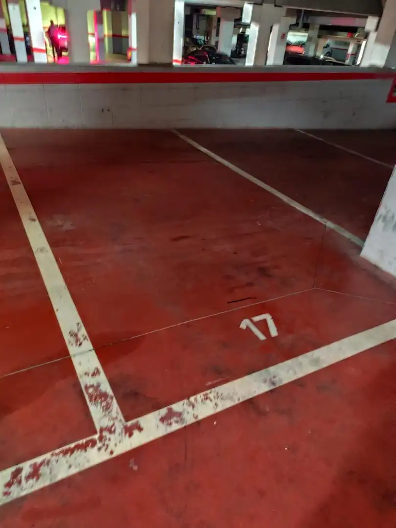 Parking de Garaje de alquiler en Badalona