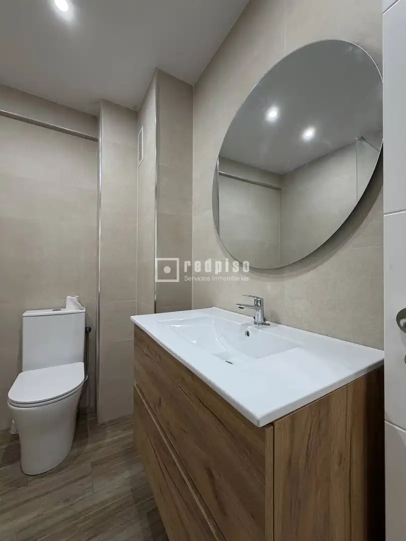 Bathroom of Flat for rent in Málaga  with Furnished