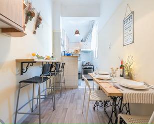 Kitchen of Flat to rent in  Sevilla Capital  with Air Conditioner, Furnished and TV