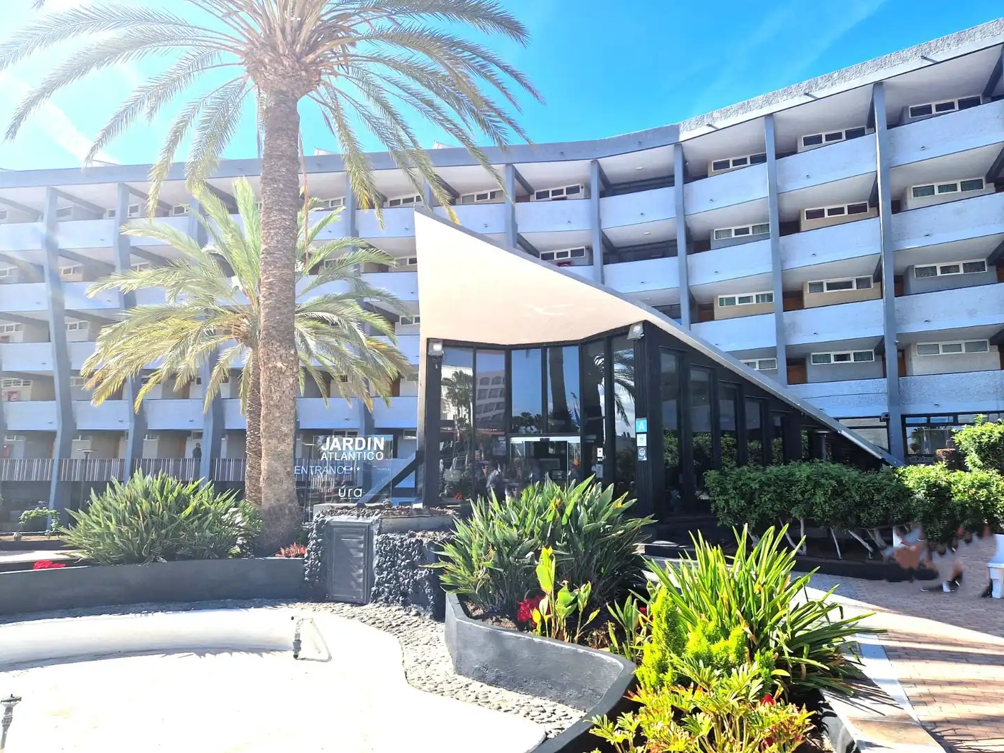Vista exterior de Apartamento en venta en San Bartolomé de Tirajana con Terraza, Internet y Piscina comunitaria