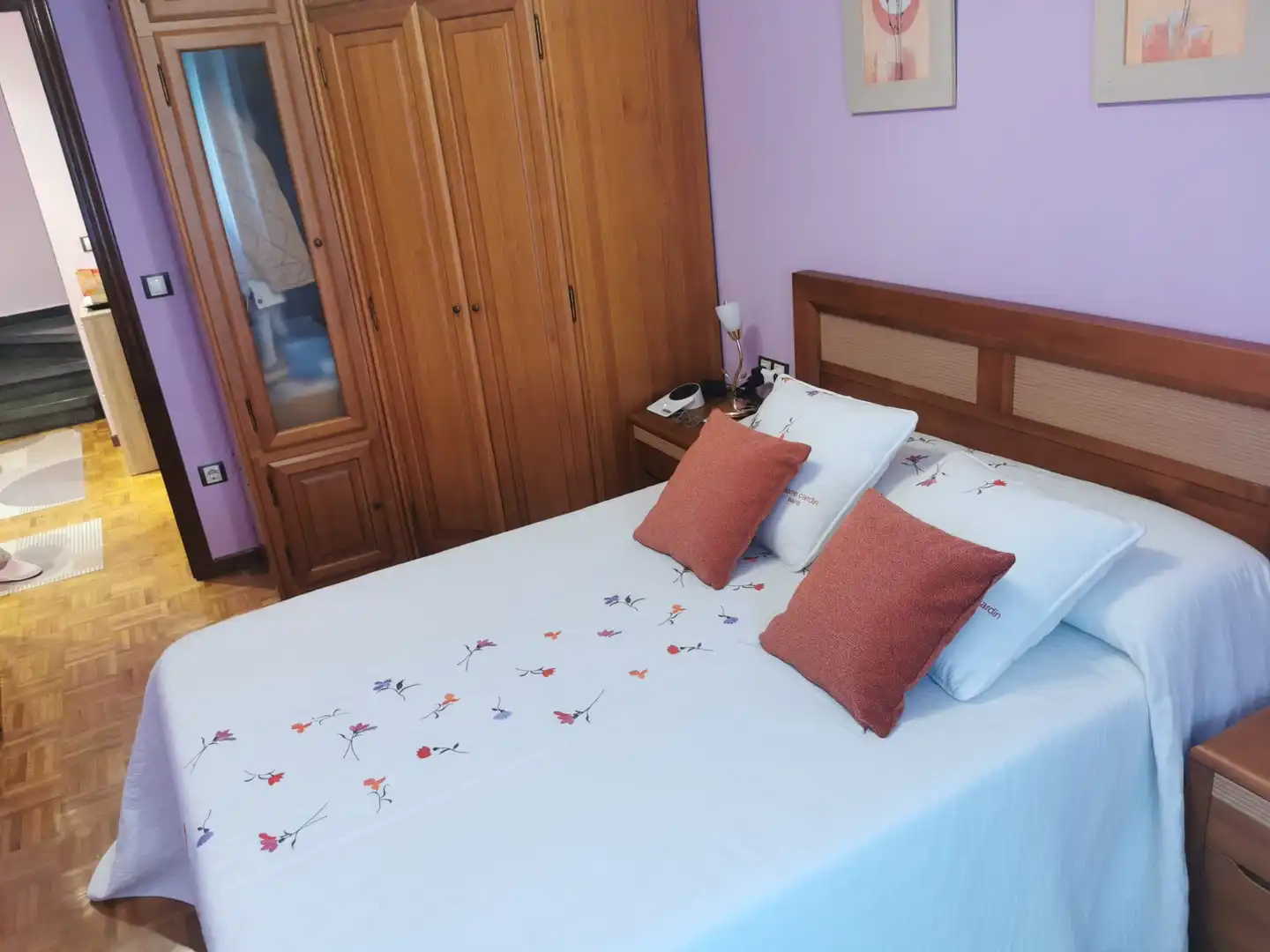 Habitación de Piso en venta en Gijón  con Calefacción, Parquet y Trastero