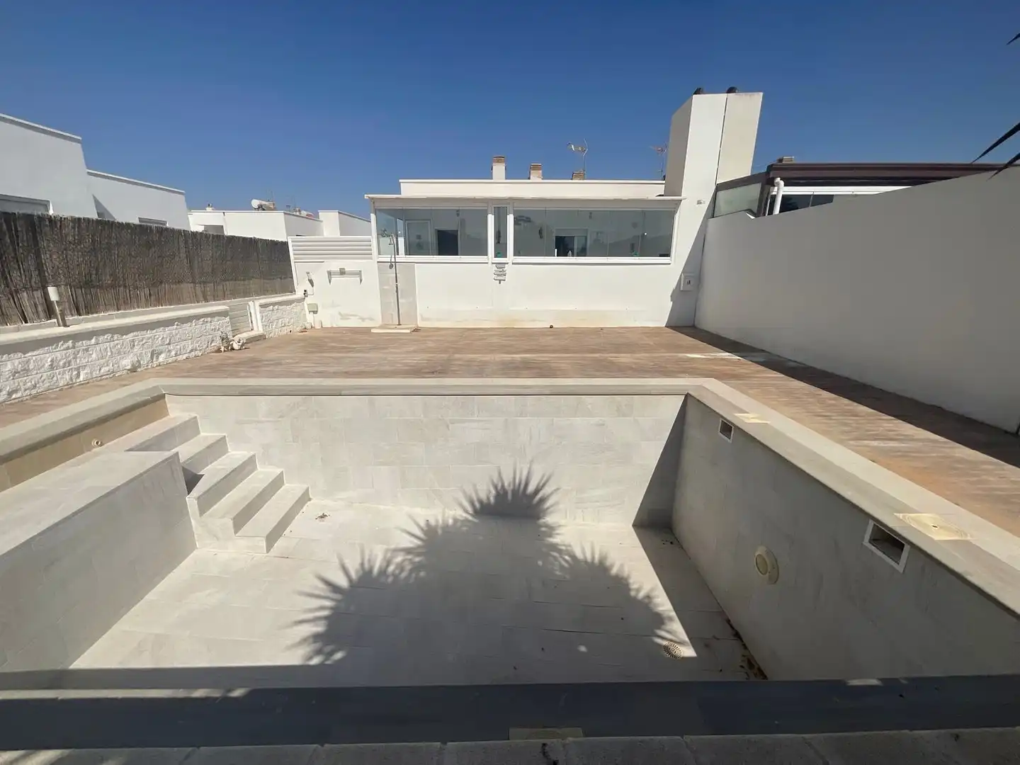 Piscina de Casa o chalet en venta en Almería con Jardín privado, Terraza y Trastero