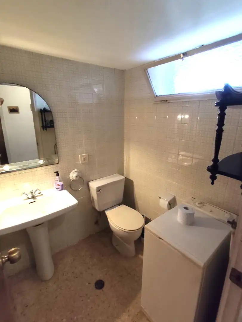 Bathroom of Flat for sale in Playa Poniente