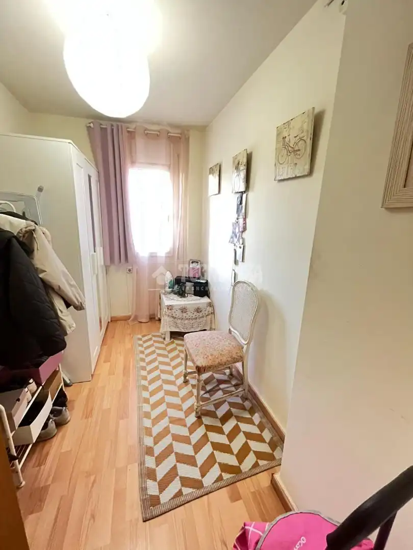 Habitación de Piso en venta en Barcelona con Balcón