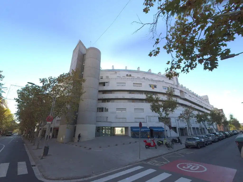 Flat with lift for sale in Av Barbera, imagen 2
