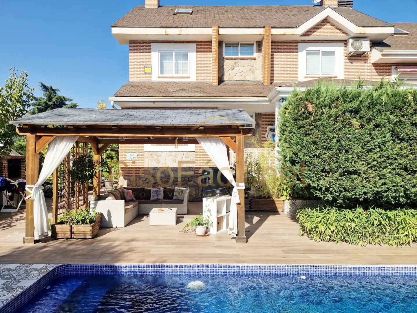 Villa mit Pool zum Verkauf in Calle los Altos