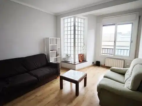 Flat with lift for sale in Carrer de Rocafort