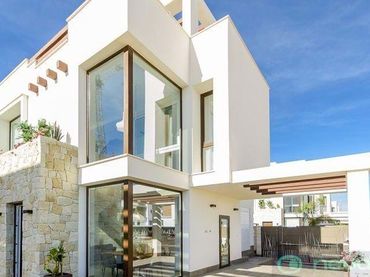 Casa con piscina en venta en N/A