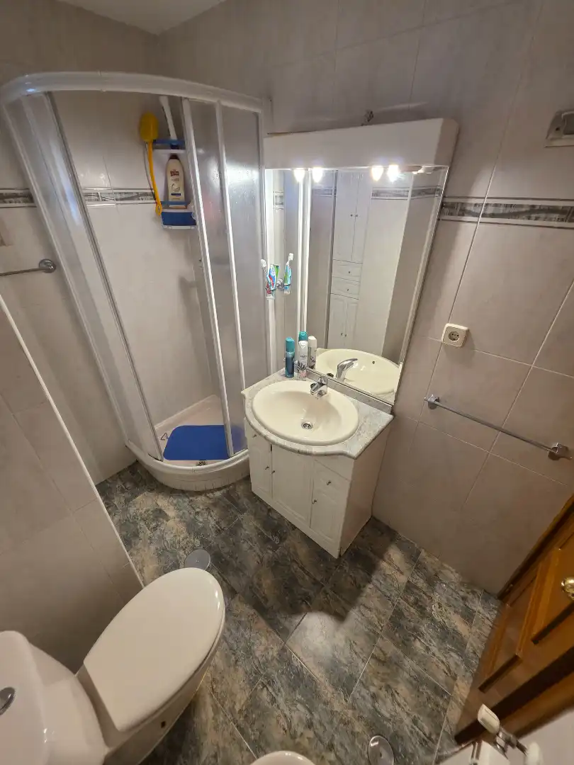 Bathroom of Flat for sale in Zarzaquemada