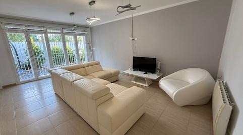 Photo 3 of Single-family semi-detached to rent in Pueblo Latino, Alicante