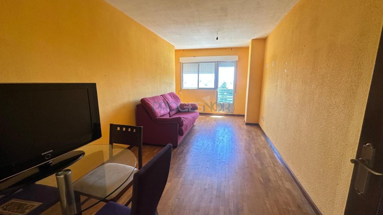 Schlafzimmer von Wohnung zum verkauf in Santovenia de la Valdoncina mit Heizung, Abstellraum und Möbliert