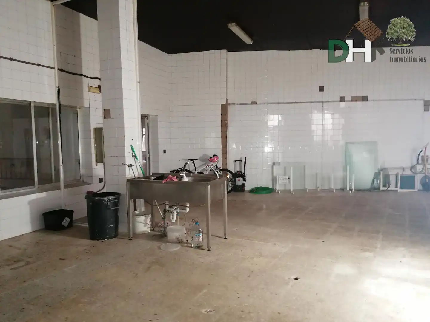 Business premises for sale in Casar de Cáceres, imagen 8