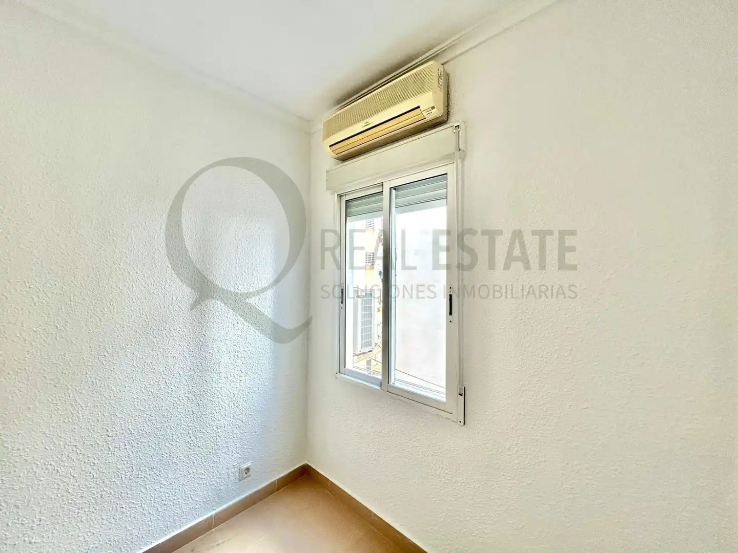 Habitación de Piso de alquiler en Alicante / Alacant con Aire acondicionado, Calefacción y Terraza