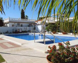 Jardí de Casa adosada en venda en Torremolinos amb Calefacció, Terrassa i Piscina comunitària