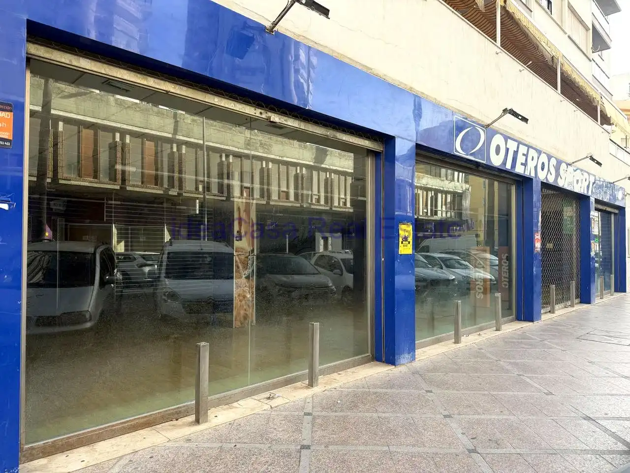 Local commercial à louer à Avenida de los Manantiales