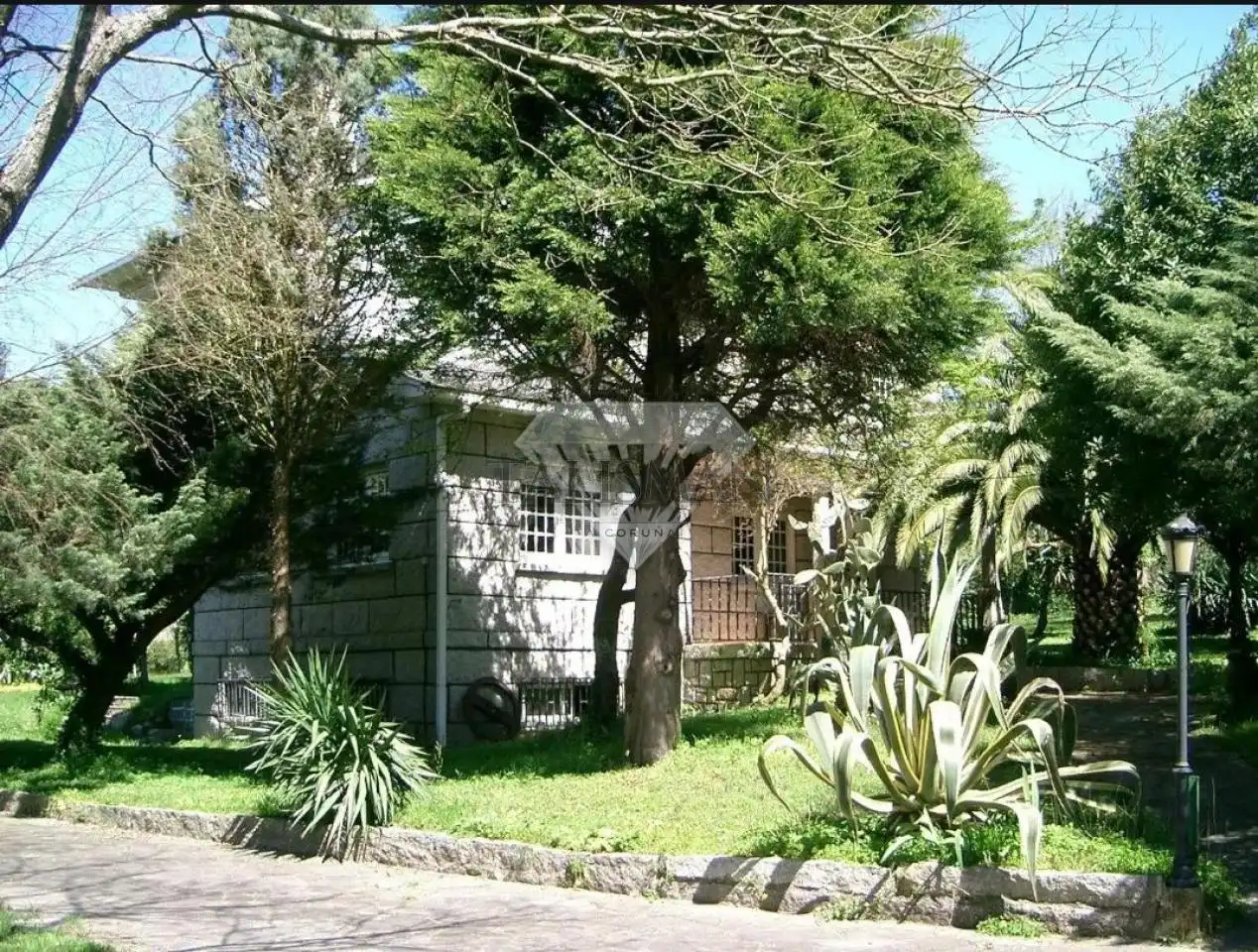 Vista exterior de Casa o chalet de alquiler en Vilagarcía de Arousa con Calefacción, Jardín privado y Terraza