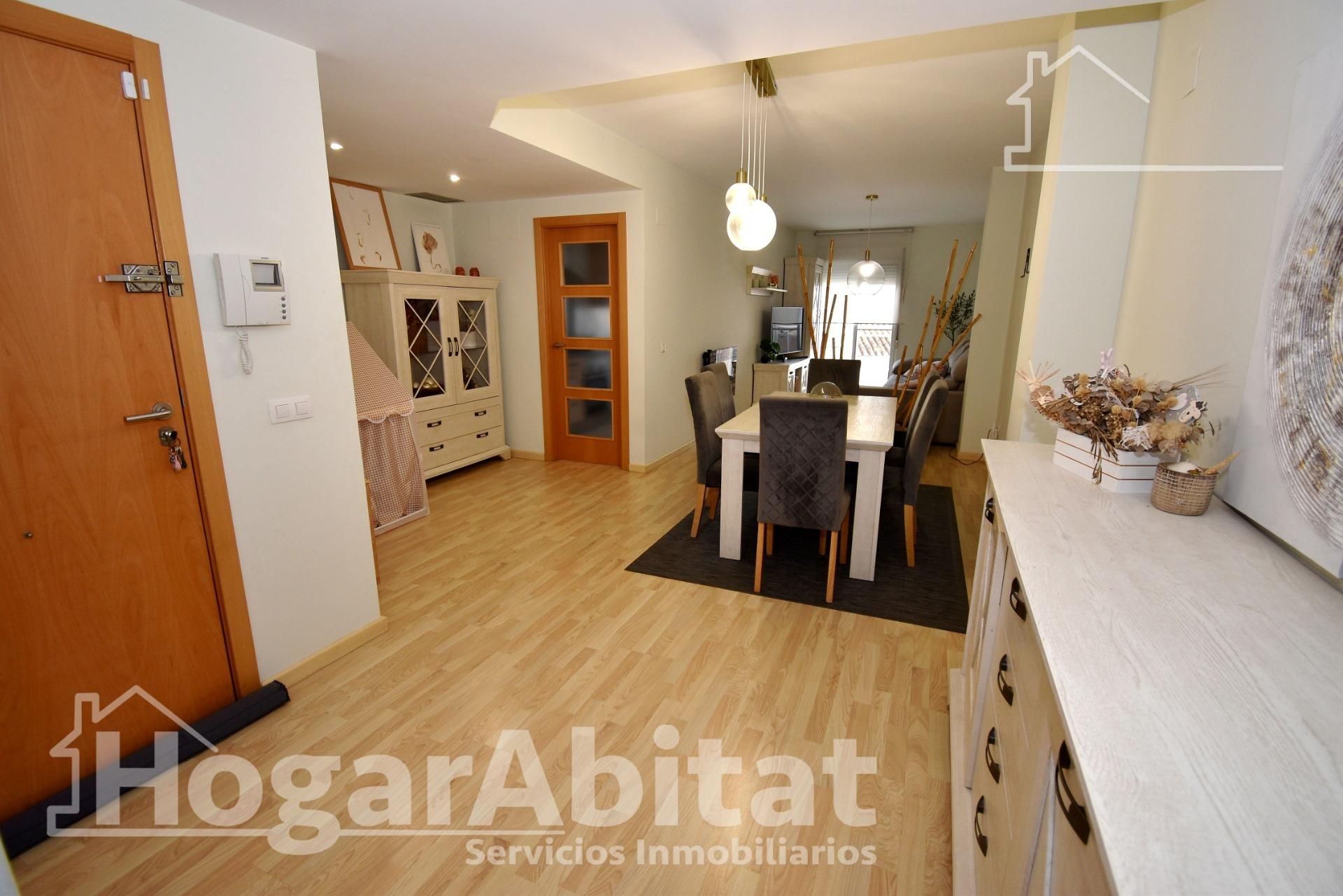 Comedor de Piso en venta en Burriana / Borriana con Parquet, Amueblado y Balcón