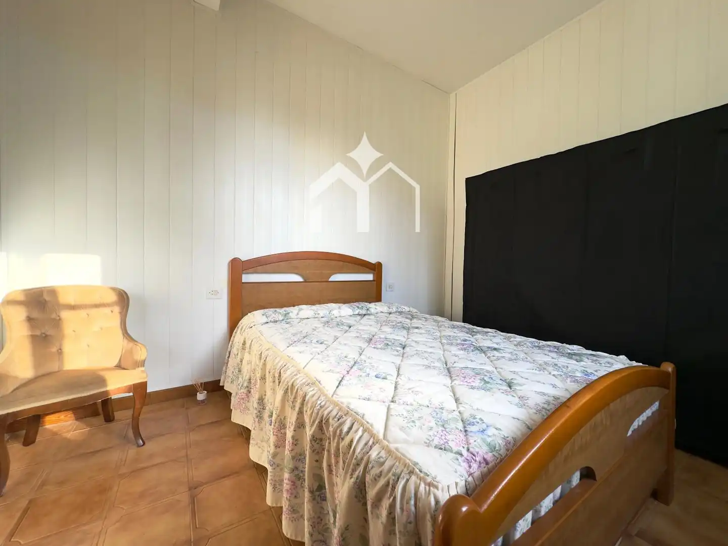 Schlafzimmer von Haus oder Chalet zum Verkauf in Bueu mit Heizung und Ofen