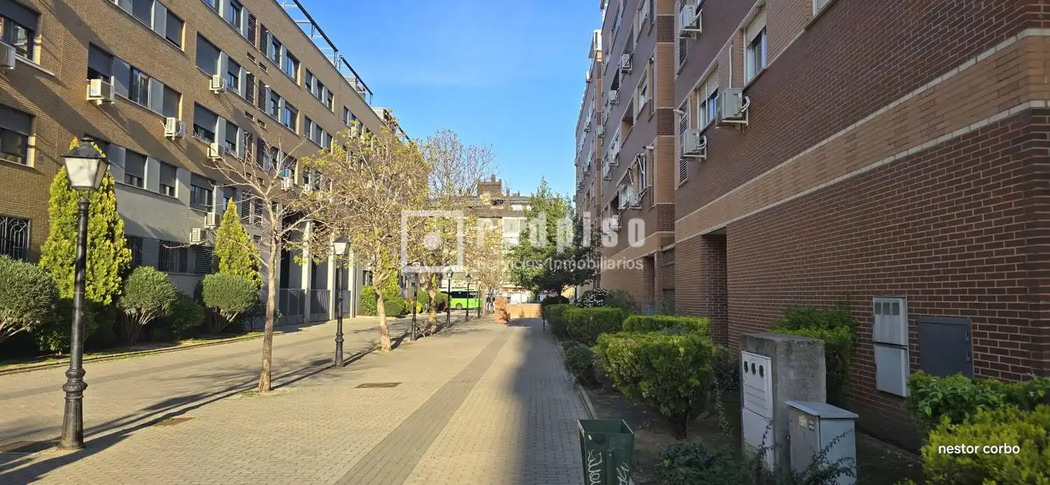 Exterior view of Flat for sale in Torrejón de Ardoz  with Heating, Private garden and Parquet flooring