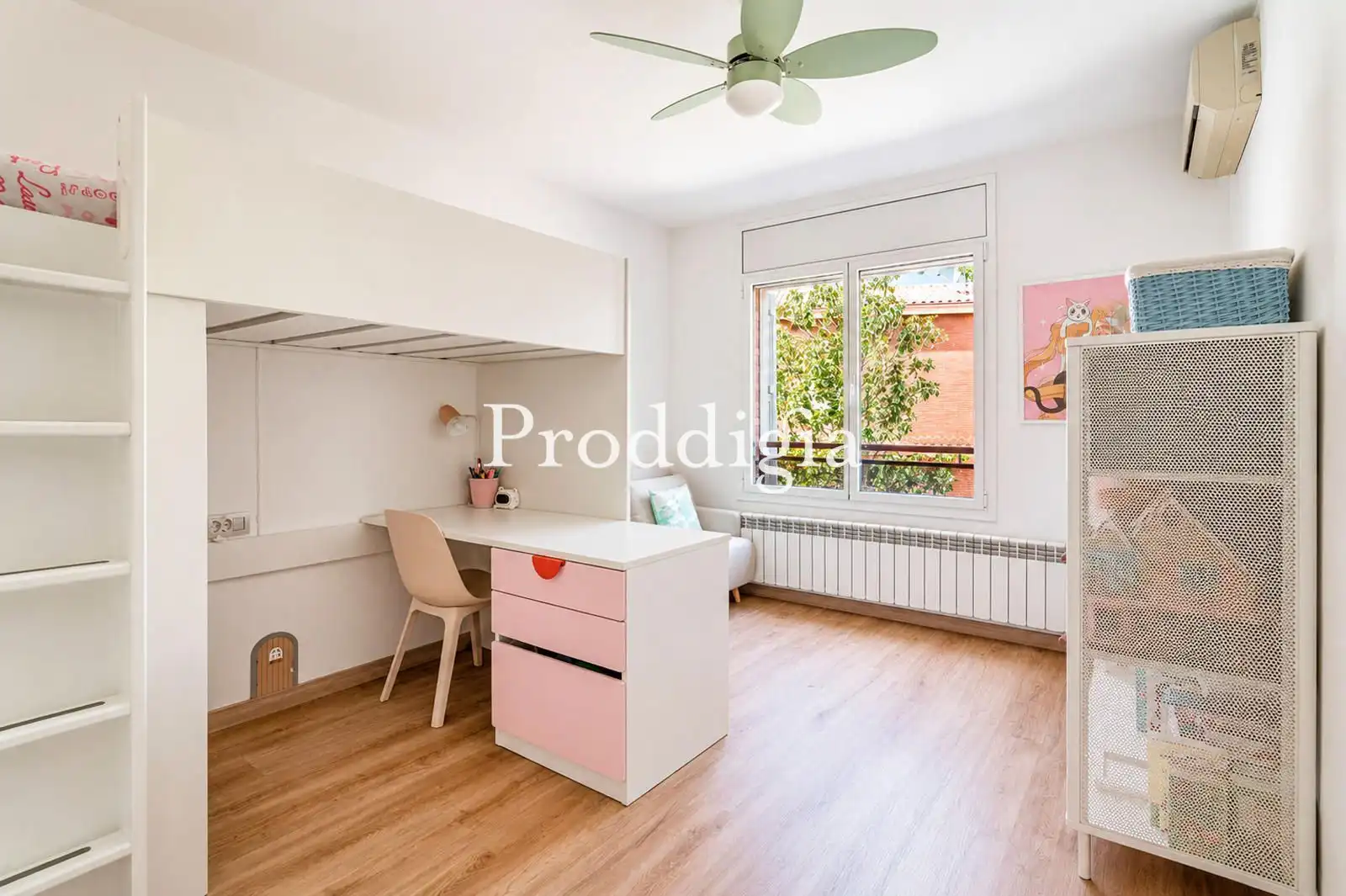 Bedroom of Detached homes for sale in Sant Cugat del Vallès  with Air Conditioner, Heating and Private garden