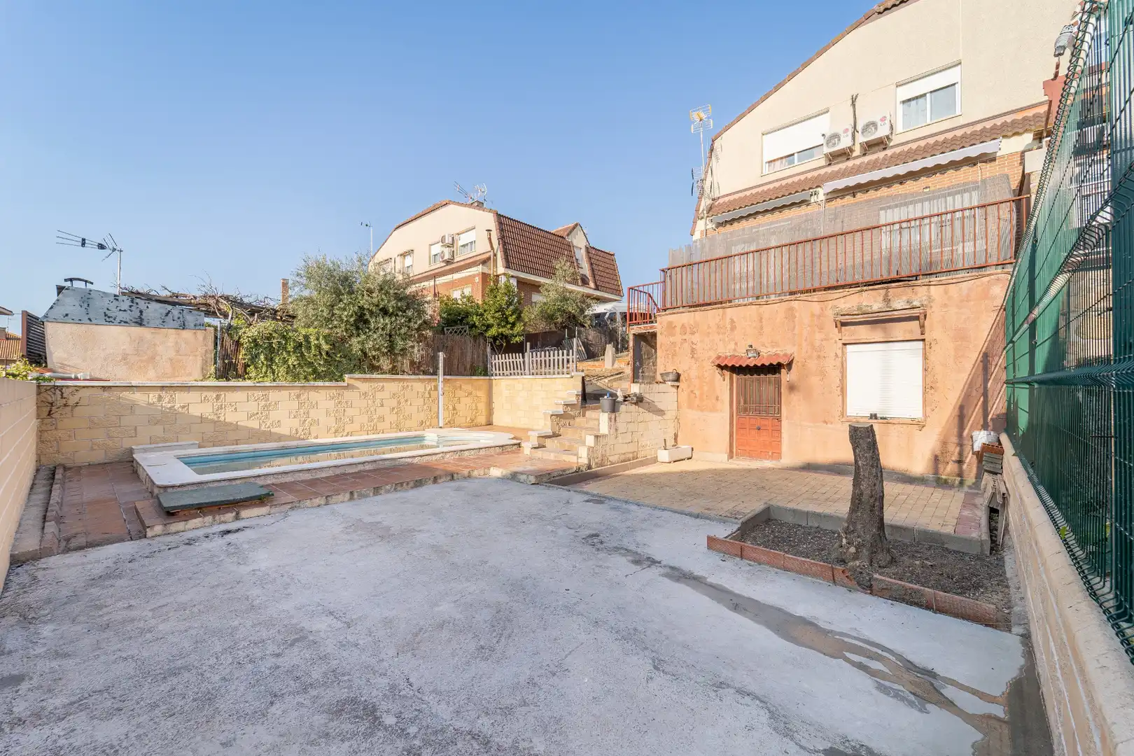 Exterior view of Detached homes for sale in Villanueva de Perales  with Heating, Private garden and Terrace