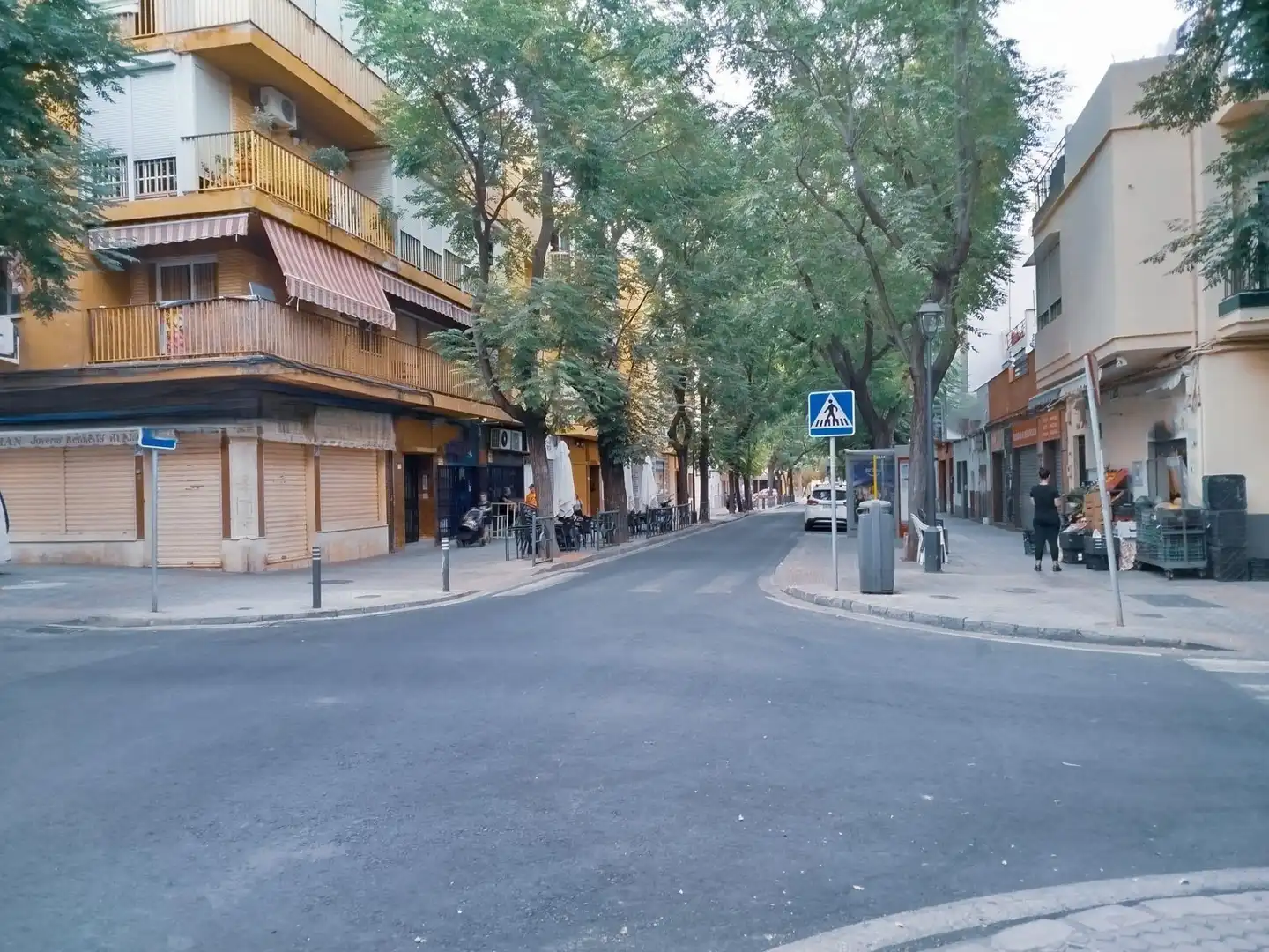 Exterior view of Houses for sale in Sevilla