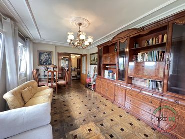 Piso con ascensor en venta en Oviedo - CL VELAZQUEZ 15
