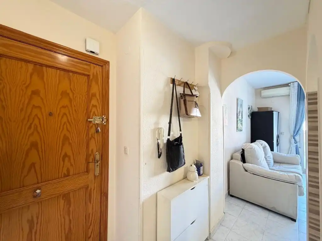 Attic for sale in Torrevieja  with Air Conditioner and Furnished