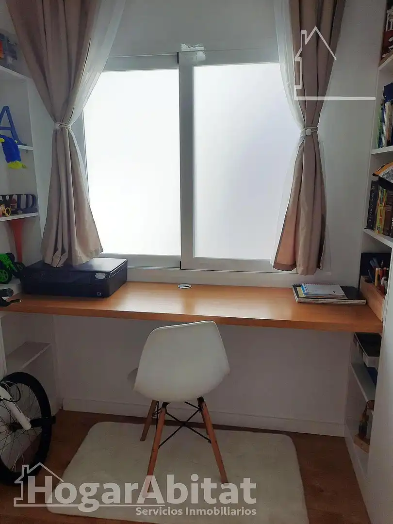 Flat for sale in Albal  with Air Conditioner, Parquet flooring and Balcony