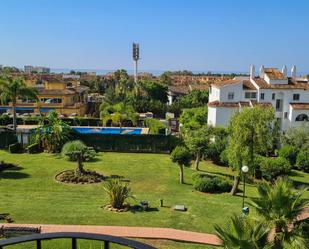 Garden of Flat for sale in Estepona