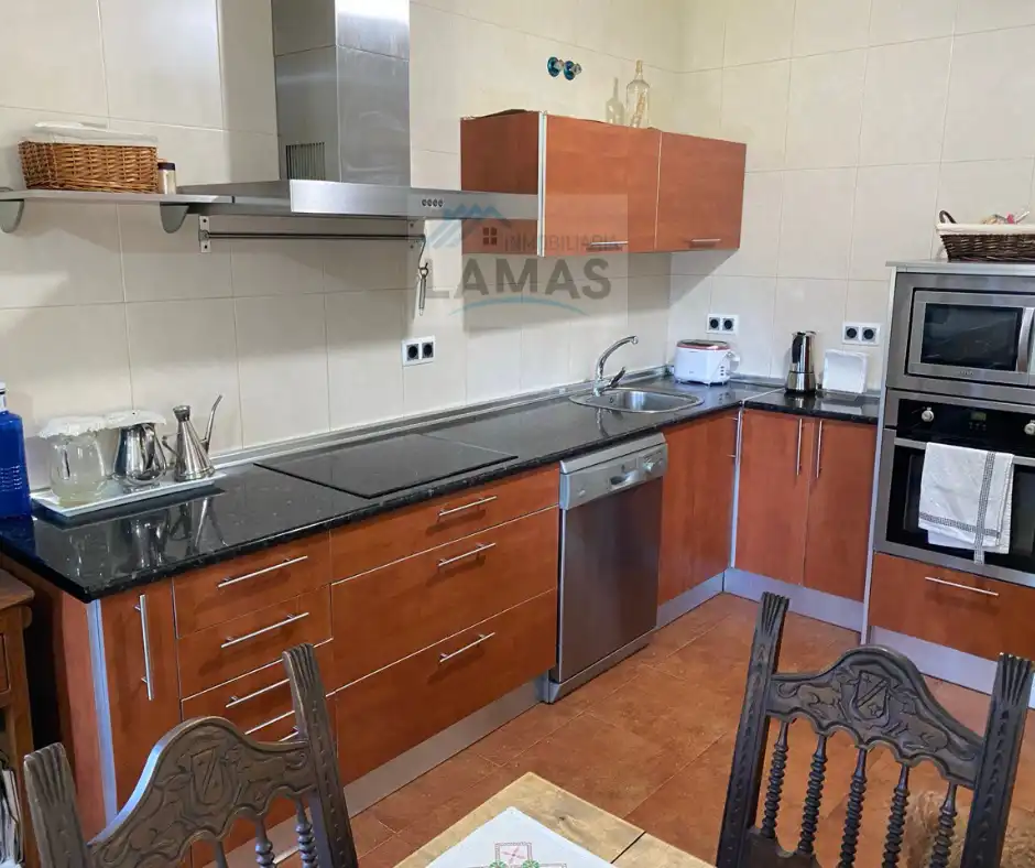 Cuina de Finca rústica en venda en Navalmoral de la Mata amb Aire condicionat, Calefacció i Jardí privat