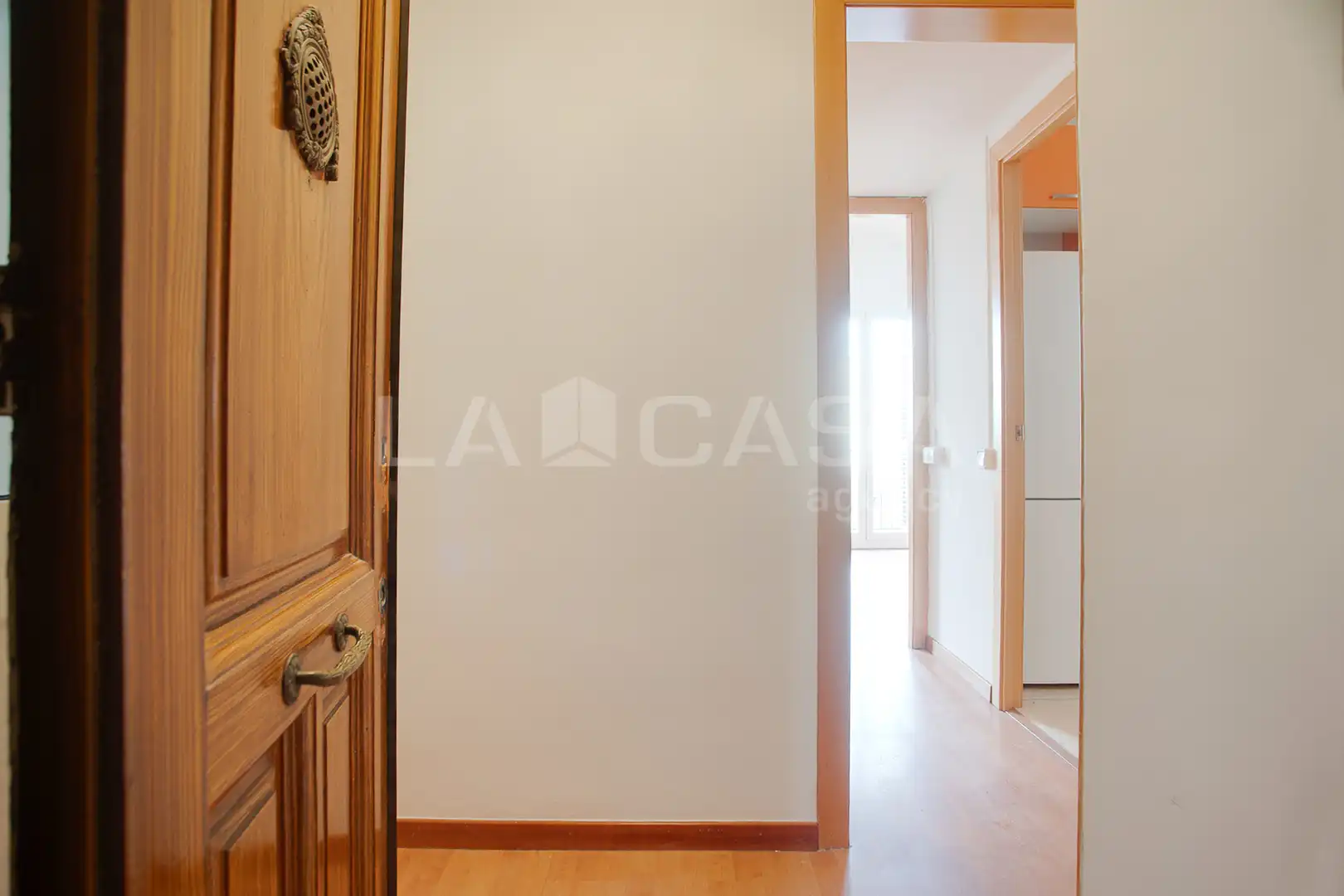 Piso en venta en Barcelona con Calefacción y Balcón