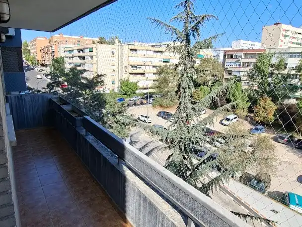 Vista exterior de Pis en venda en  Madrid Capital amb Terrassa