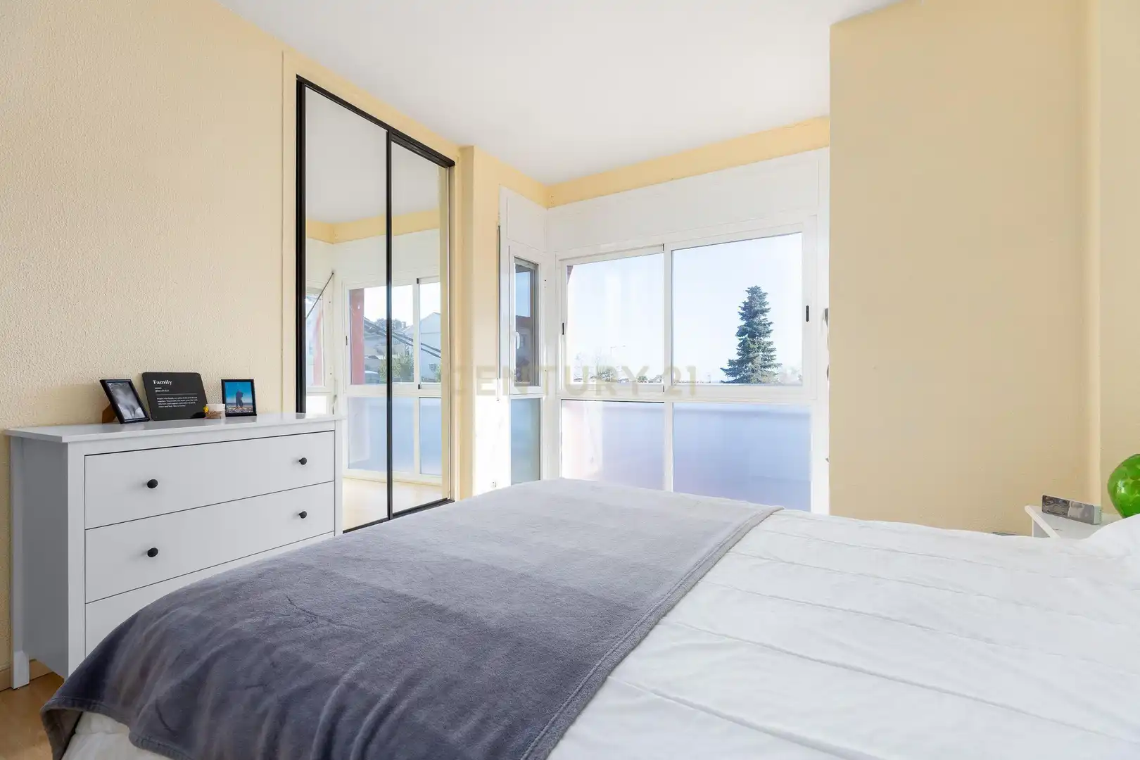 Schlafzimmer von Wohnung zum Verkauf in Alella mit Balkon