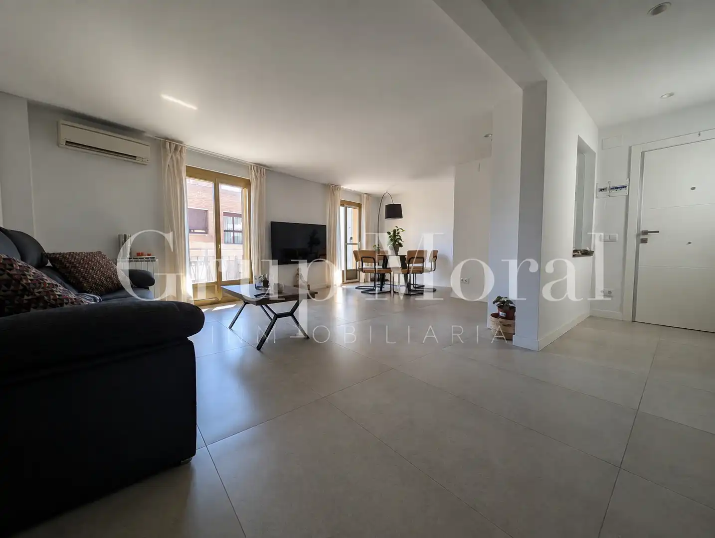 Living room of Flat for sale in Reus  with Air Conditioner, Heating and Balcony