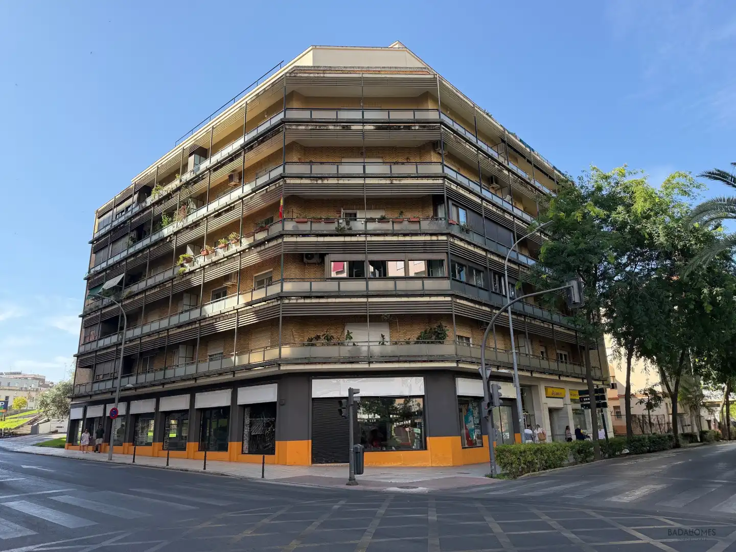 Gewerbefläche zur Miete in Avenida de Cristobal Colón, imagen 3