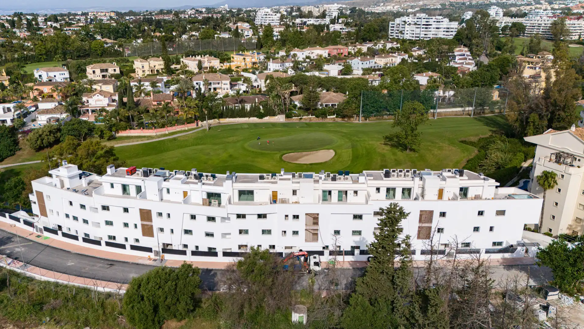 Vista exterior de Àtic en venda en Marbella amb Aire condicionat, Calefacció i Terrassa