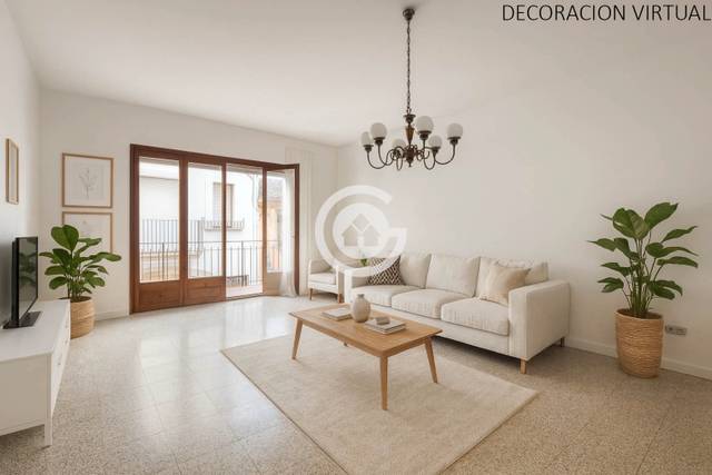 Casa adosada en Venta en Carrer de Sant Sebastià en Centre
