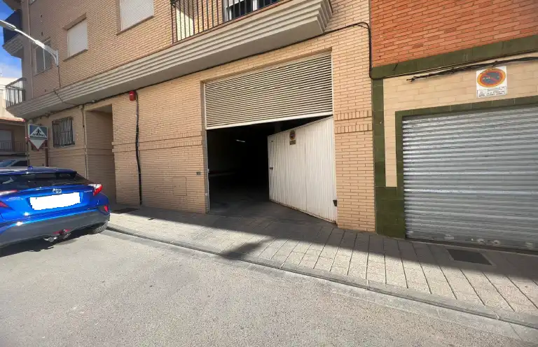 Parkplatz von Garage zum Verkauf in Albacete