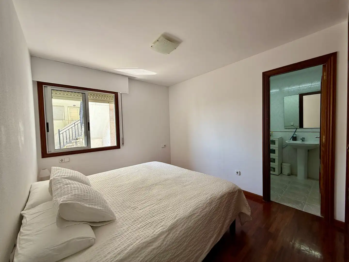 Bedroom of Flat for sale in O Grove    with Storage room, Furnished and Oven